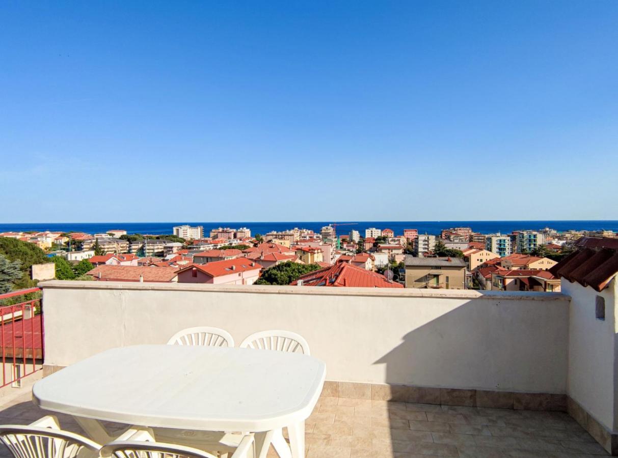 Bella Vista - By Ligooria Apartman Pietra Ligure Kültér fotó