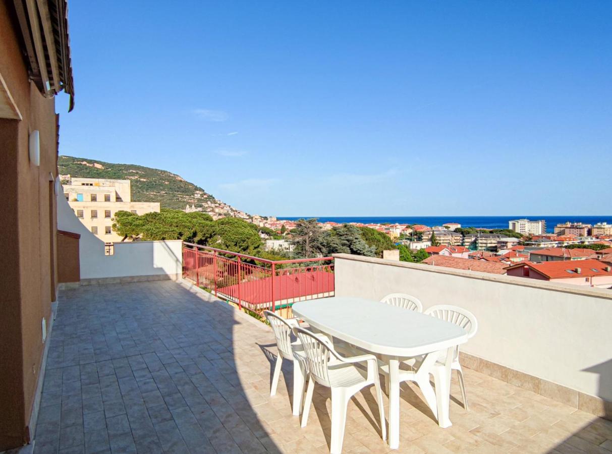 Bella Vista - By Ligooria Apartman Pietra Ligure Kültér fotó