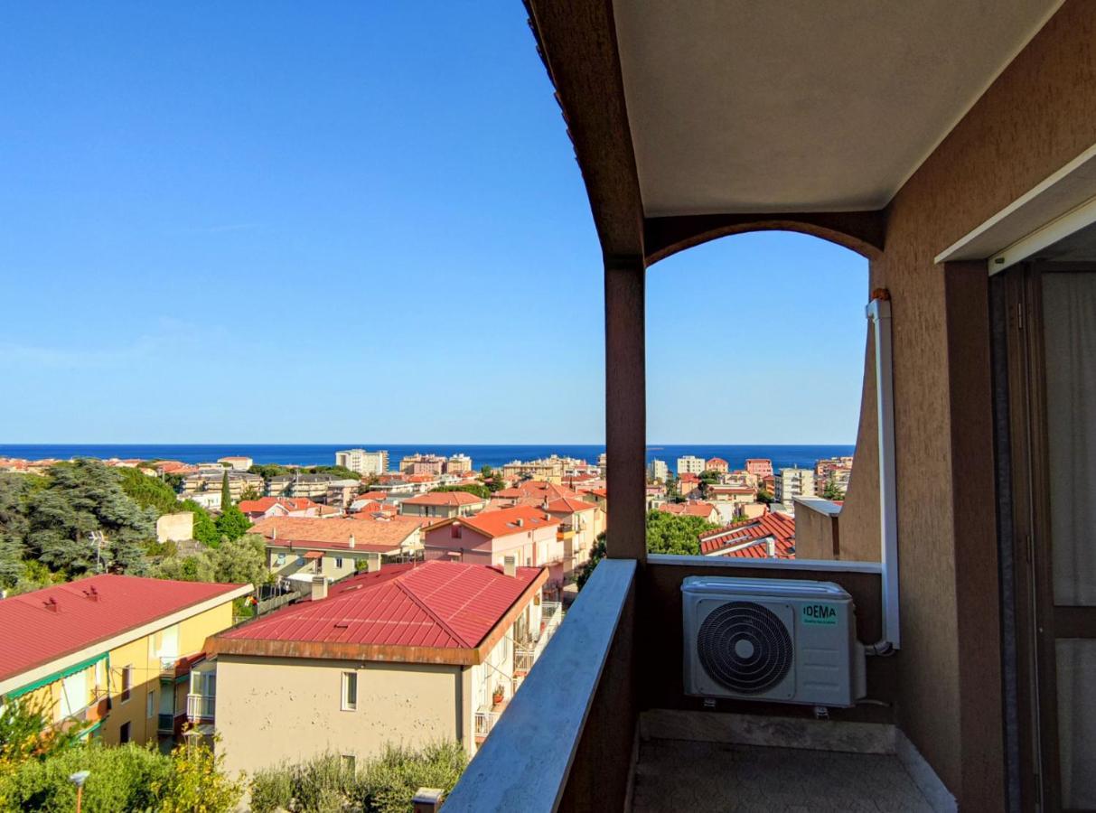 Bella Vista - By Ligooria Apartman Pietra Ligure Kültér fotó